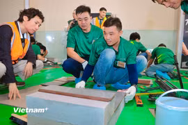 Sôi nổi cuộc thi tìm kiếm thợ ốp lát giỏi từ khắp các tỉnh thành tranh tài 