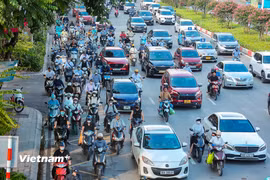 Giá dịch vụ kiểm định khí thải xe máy sẽ do cơ sở đăng kiểm tự quyết định. (Ảnh: Hoài Nam/Vietnam+)