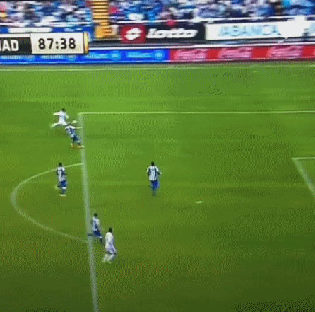 Cận cảnh chiến thắng không tưởng 8-2 của Real trước Deportivo ảnh 5