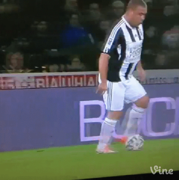 Ronaldo "béo" phô diễn kỹ thuật trong ngày tái xuất ảnh 2