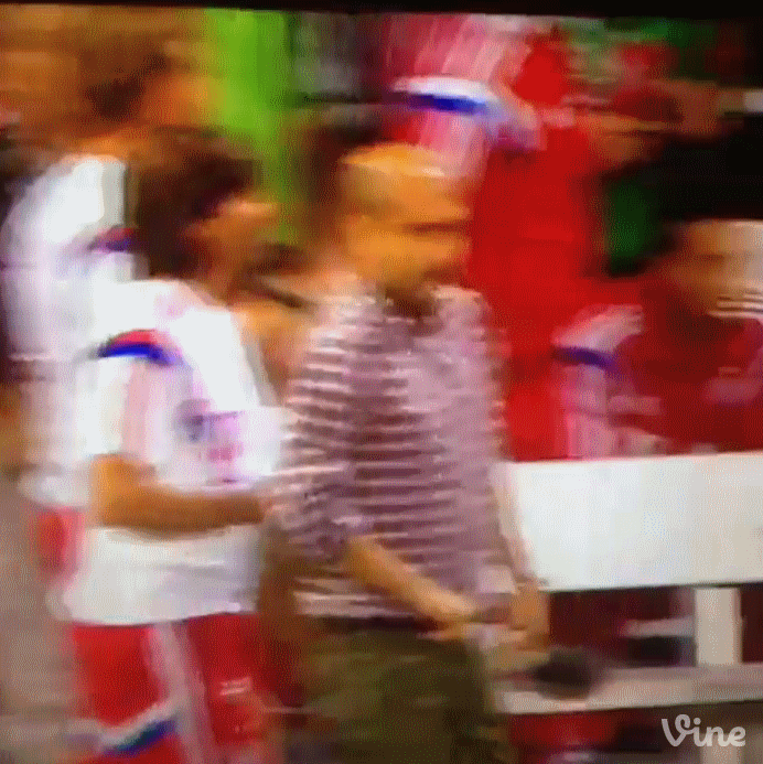 Pep "nổi điên" và từ chối bắt tay sau thất bại của Bayern ảnh 2