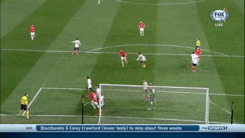 Ảnh động Phil Jones volley tuyệt đẹp giúp M.U hạ Shakhtar ảnh 1