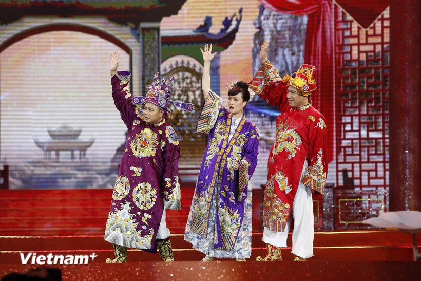 Các nghệ sỹ Tự Long, Vân Dung, Quang Thắng sẽ sớm trở lại với khán giả trong vai trò "Táo Quân." (Ảnh: VTV)
