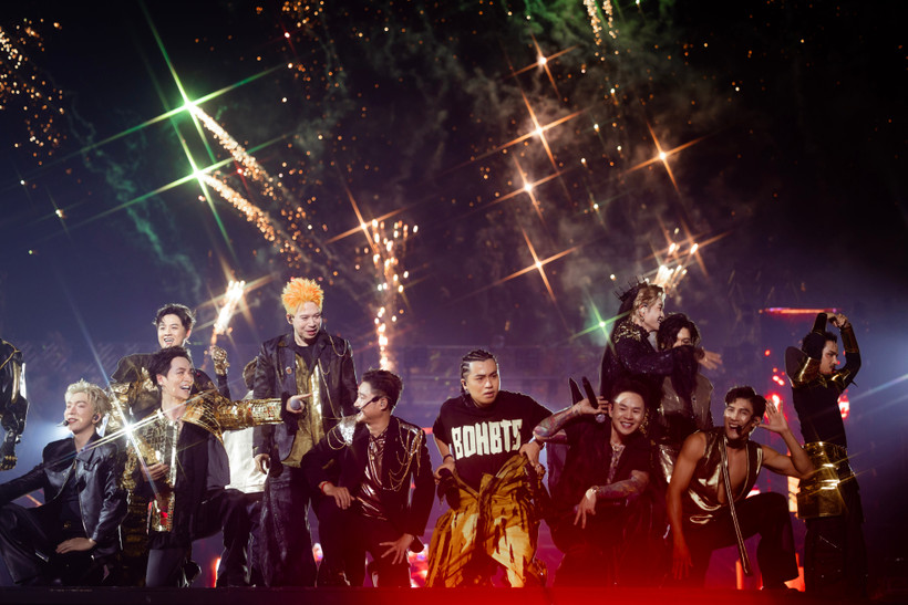 Qua chuỗi concert, các anh tài lại mang đến nhiều cảm xúc cho khán giả. (Ảnh: CTV/Vietnam+)