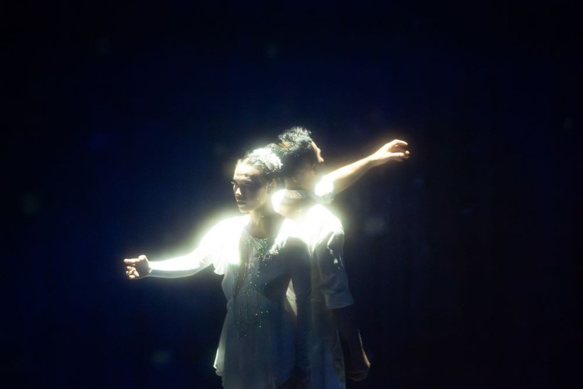 Việc ứng dụng công nghệ khiến nghệ sỹ và khán giả thăng hoa hơn trong nghệ thuật. (Ảnh: PV/Vietnam+)