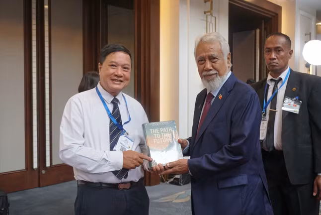 Giới thiệu cuốn sách 'Con đường tương lai' tại Diễn đàn Tương lai ASEAN