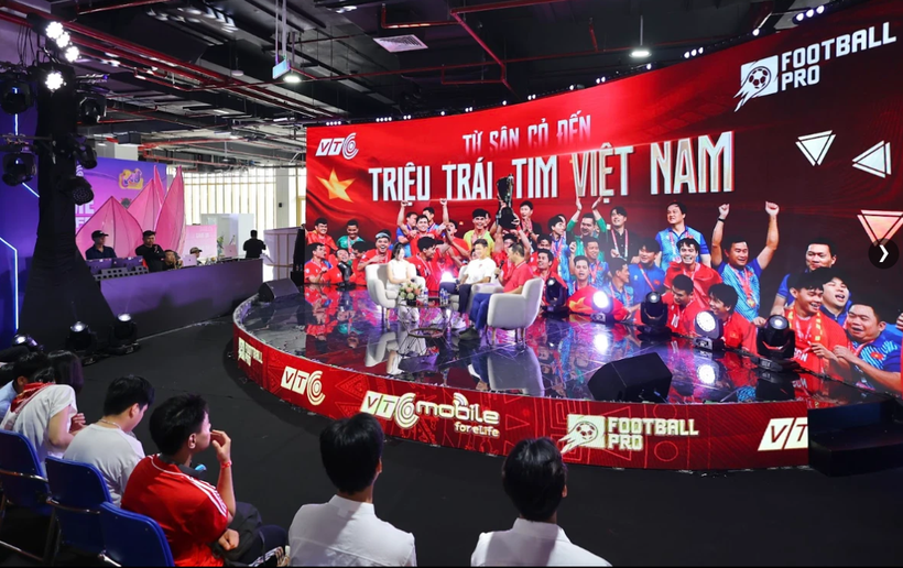 Thông qua các sự kiện triển lãm, tọa đàm, Tổng công ty Truyền thông đa phương tiện VTC đã tạo dấu ấn văn hóa số tại triển lãm thành tựu đất nước. (Ảnh: CTV/Vietnam+)