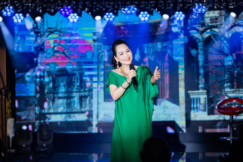 Thượng tá, Nghệ sỹ Ưu tú Thanh Tâm là gương mặt khả ái của dòng nhạc cách mạng Việt Nam. (Ảnh: NVCC)