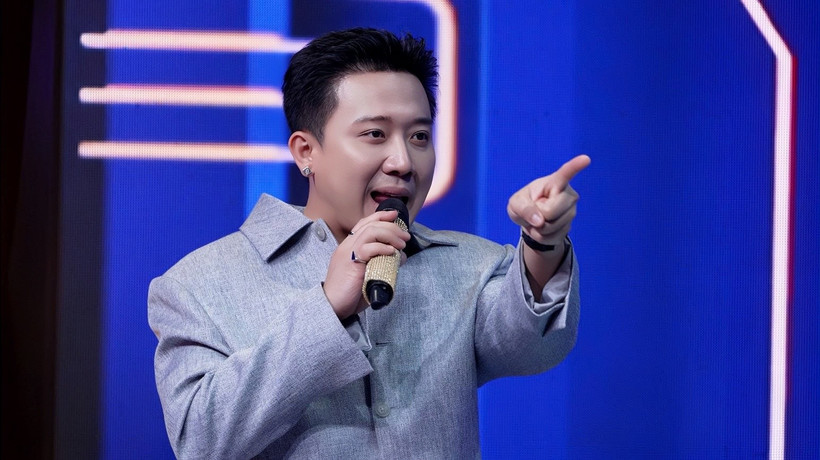 Chương trình truyền hình “A.I là ai?” do Trấn Thành cầm trịch. (Ảnh: FPT Play)