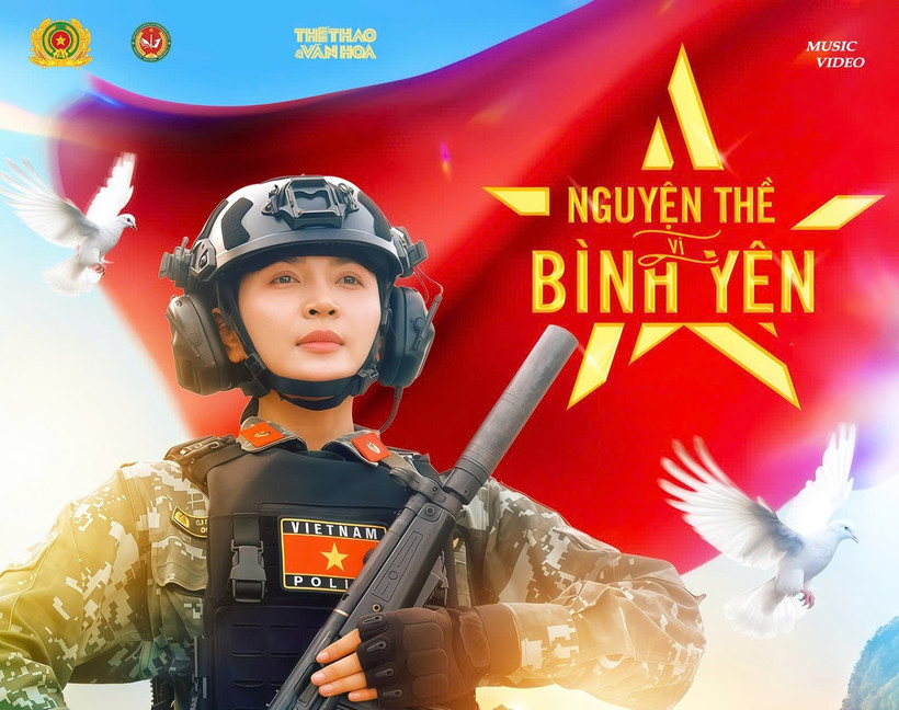 Ca sỹ Duyên Quỳnh hóa thân thành học viên Công an nhân dân. (Ảnh: BTC)