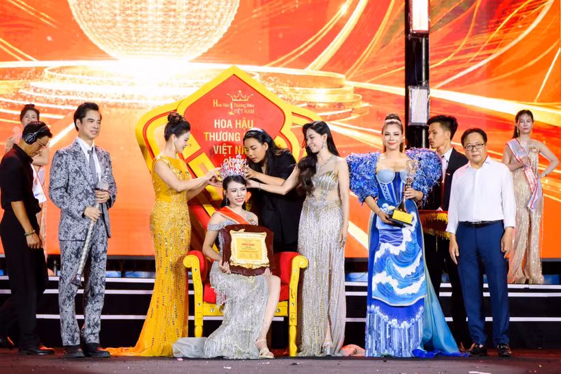 Nữ doanh nhân Bùi Thị Thùy Dương đăng quang Miss Brand Business 2026. (Ảnh: BTC)