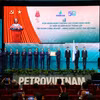 Tổng Bí thư Tô Lâm trao tặng Huân chương Lao động hạng Nhất cho Tập đoàn Công nghiệp - Năng lượng quốc gia Việt Nam. (Ảnh: PV/Vietnam+)