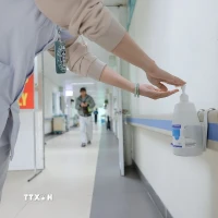 Các bệnh viện sẵn sàng thu dung, điều trị bệnh nhân mắc, nghi ngờ mắc bệnh do virus Nipah; bảo đảm công tác phòng chống nhiễm khuẩn, phòng chống lây nhiễm tại bệnh viện. (Ảnh: Minh Quyết/TTXVN)
