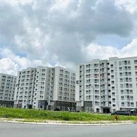 Hiện nay thành phố còn dư 500 căn nhà ở xã hội có thể xét bán cho cán bộ ở Hậu Giang, Sóc Trăng nộp hồ sơ đủ điều kiện. (Ảnh: Thanh Liêm/TTXVN)