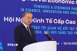 Tổng Bí thư Tô Lâm phát biểu tại Hội nghị Kinh tế Cấp cao Việt Nam - Anh. (Ảnh: Thống Nhất/TTXVN)