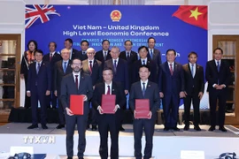 Tổng Bí thư Tô Lâm chứng kiến Lễ trao thỏa thuận hợp tác giữa doanh nghiệp hai nước. (Ảnh: Thống Nhất/TTXVN)