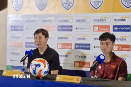 Huấn luyện viên Kim Sang Sik: Đội Việt Nam đủ sức vô địch giải U23 Đông Nam Á