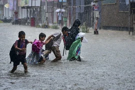 Báo động đỏ về mưa lớn ở Maharashtra Mumbai. (Nguồn: NDTV)