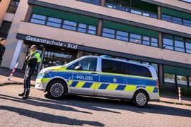 Khoảng 18.000 học sinh bị ảnh hưởng bởi việc đóng cửa trường học vào tuần trước. (Ảnh: DW)