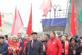 Chủ tịch Ban Chấp hành Trung ương Đảng Cộng sản Liên bang Nga Gennady Zyuganov phát biểu tại lễ míttinh. (Ảnh: Trần Hải/TTXVN)