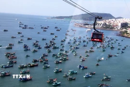 Cáp treo Hòn Thơm vượt biển dài nhất thế giới tại đặc khu Phú Quốc (An Giang). (Ảnh: Lê Huy Hải/TTXVN)