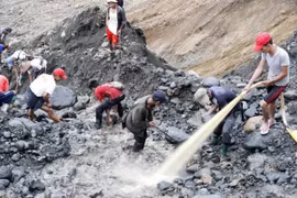 Sập mỏ ngọc bích ở miền Bắc Myanmar, ít nhất 2 người thiệt mạng