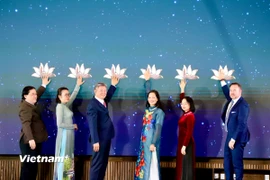 Các đại biểu thực hiện nghi thức công bố khai trương đường bay thẳng trực tiếp Thành phố Hồ Chí Minh – Copenhagen từ ngày 15/12/2025. (Ảnh: Phương Hoa/Vietnam+)