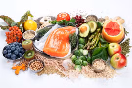 Những thực phẩm lành mạnh giúp đào thải cholesterol xấu. (Ảnh: iStock)