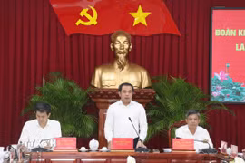 Ông Trần Đức Thắng, Ủy viên Bộ Chính trị, Bí thư Thành ủy Hà Nội, Trưởng đoàn kiểm tra, giám sát số 28 của Bộ Chính trị, phát biểu. (Ảnh: Ngọc Thiện/TTXVN)