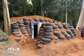 Hầm công sự do quân đội Thái Lan chuẩn bị tại khu vực Đền Ta Muen Thom ngày 23/7/2025. (Ảnh: Phạm Hải/TTXVN)