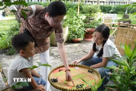Sự bền vững của gia đình có quan hệ trực tiếp với sự bền vững của xã hội. Ảnh: minh họa. (Nguồn: TTXVN)