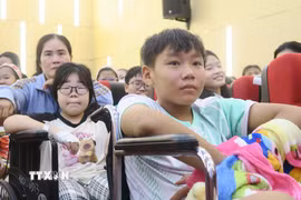 Trẻ em mắc bệnh hiểm nghèo đang điều trị tại Bệnh viện Nhi đồng 1 Thành phố Hồ Chí Minh. (Ảnh: Đinh Hằng/TTXVN)