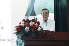 Thứ trưởng Bộ Nông nghiệp và Môi trường Hoàng Trung phát biểu chị đạo tại hội nghị. (Ảnh: Xuân Anh/TTXVN)