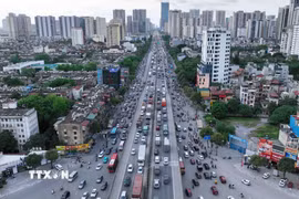 Đường vành đai 3 trên cao hướng ra khỏi trung tâm Thủ đô. (Ảnh: Phạm Kiên/TTXVN)