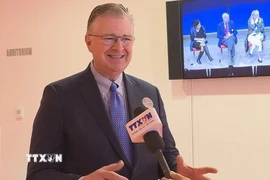 Cựu Đại sứ Hoa Kỳ tại Việt Nam Daniel Kritenbrink trả lời phỏng vấn TTXVN tại New York. (Ảnh: Lê Hoàng/TTXVN)