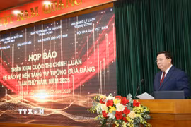 GS.TS Nguyễn Xuân Thắng phát biểu tại họp báo triển khai “Cuộc thi chính luận về bảo vệ nền tảng tư tưởng của Đảng lần thứ Năm, năm 2025”, ngày 6/2/2025. (Ảnh: TTXVN phát)