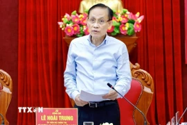 Đồng chí Lê Hoài Trung, Ủy viên Bộ Chính trị, Bộ trưởng Bộ Ngoại giao, Trưởng đoàn phát biểu chỉ đạo. (Ảnh: Sỹ Thắng/TTXVN)