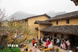 Nhà của người Lô Lô ở thôn Lô Lô Chải. (Ảnh: Khánh Hòa/TTXVN)