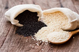 Sử dụng quá nhiều vừng đen cũng có thể gây tác dụng phụ. (Ảnh: iStock)