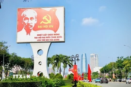 Đà Nẵng nhận được nhiều nghị quyết quan trọng từ Trung ương, đặc biệt là các nghị quyết về cơ chế, chính sách đặc thù nhằm xây dựng thành phố thành thanhg trung tâm kinh tế biển, đổi mới sáng tạo, tài chính quốc tế. (Ảnh: Xuân Quý/TTXVN)