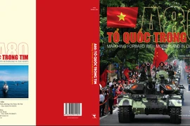 Bìa sách ảnh song ngữ "A80: Tổ quốc trong tim."