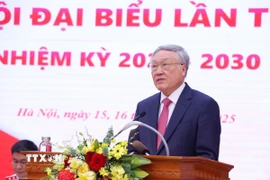 Đồng chí Nguyễn Hòa Bình phát biểu chỉ đạo Đại hội. (Ảnh: Văn Điệp/TTXVN)