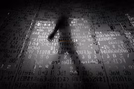 Một bức tường có các ký hiệu mã hóa máy tại trụ sở của công ty an ninh mạng Nga Kaspersky, nơi được cho là đã nhận thông tin nhạy cảm từ tình báo Thụy Sĩ. (Ảnh: AFP)