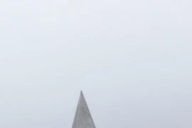 Đỉnh Fansipan ở Lào Cai trắng xóa tuyết đầu mùa