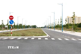 Đường dẫn vào sân bay Phan Thiết đã hoàn thành và được đưa vào sử dụng. (Ảnh: Nguyễn Thanh/TTXVN)