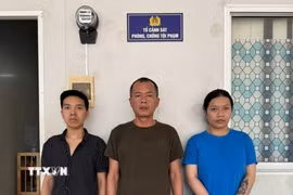 3 đối tượng gây rối trật tự công cộng ở phường Vũng Tàu được triệu tập lên làm việc. (Ảnh: TTXVN phát)