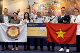Việt Nam vô địch tại cuộc thi Bánh ngọt và Bánh mỳ Quốc tế 2025. (Ảnh: Báo Nhân Dân)
