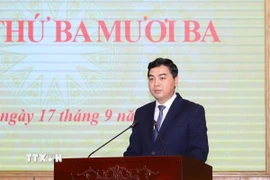 Ông Nguyễn Hoài Anh, Ủy viên dự khuyết Trung ương Đảng, Phó Bí thư Tỉnh ủy, Chủ tịch UBND tỉnh Thanh Hóa nhiệm kỳ 2021-2026 phát biểu nhận nhiệm vụ. (Ảnh: TTXVN phát)