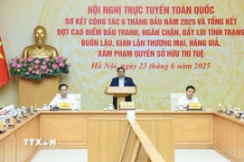 Thủ tướng Phạm Minh Chính chủ trì Hội nghị tổng kết đợt cao điểm đấu tranh ngăn chặn buôn lậu, gian lận thương mại, hàng giả. (Ảnh: Dương Giang/TTXVN)