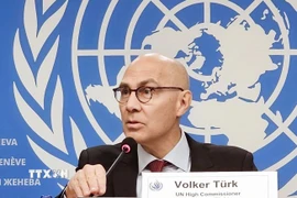 Cao ủy LHQ về nhân quyền Volker Turk phát biểu trong một cuộc họp báo ở Geneva, Thụy Sĩ. (Ảnh: Kyodo/TTXVN)